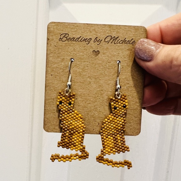 Handwoven Orange Tabby Cat Earrings - Unique Marmalade Cat Portrait Gift for Her - Picture 7 of 7
